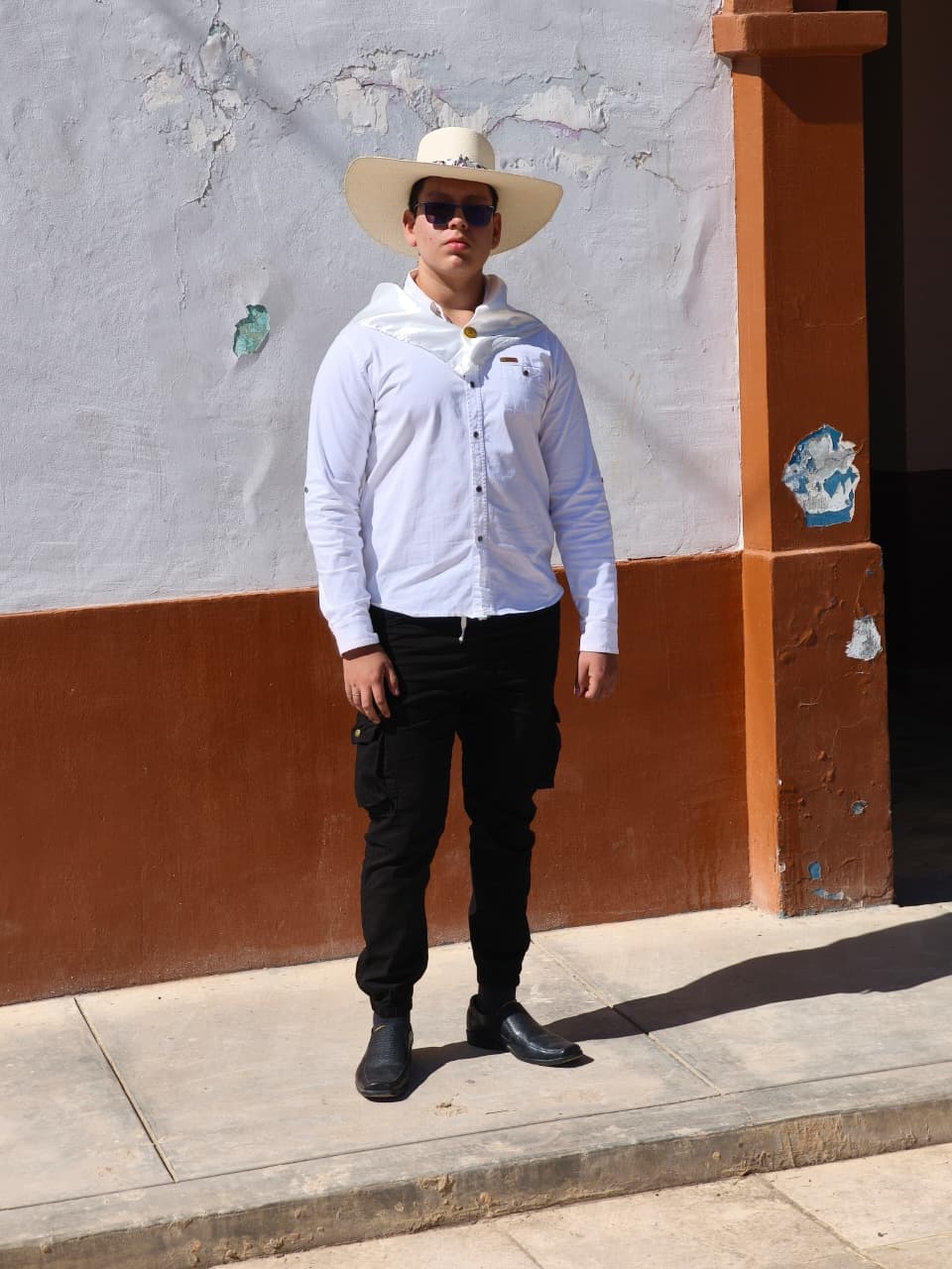 Professional portrait icon of Veyra team member Miguel Angel Junior Roman Lopez.
